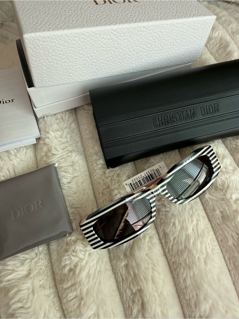 DIOR 30Montaigne S14I 54mm Rectangular Sunglasses BLUE NWT case and box - Picture 5 of 13